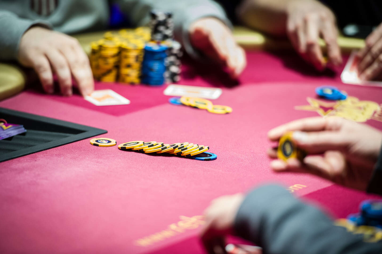 4.000€ na poker, stovky € na bonusy